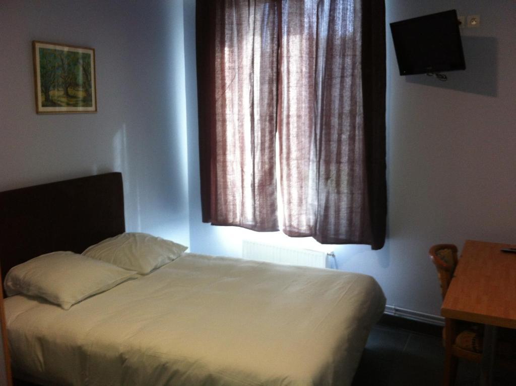 Hôtel Moderne Nanterre Zimmer foto